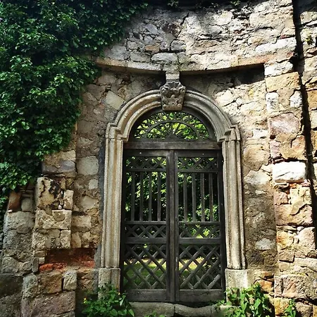 Chillout Apart In The Attic Lwowek Slaski